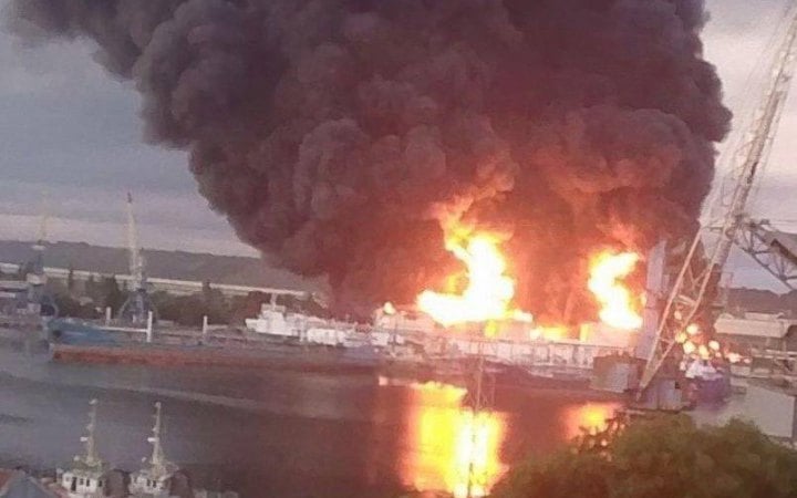Дрони атакували порти Керч у Криму та Кавказ у Краснодарському краї