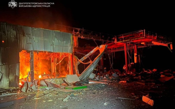 РФ атакувала три райони Дніпропетровщини, є поранені
