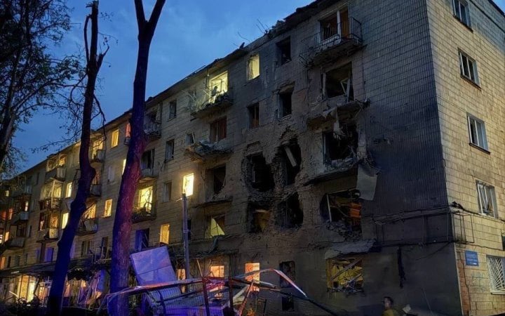 Суми під масованою атакою ворожих безпілотників та КАБів: відомо про 4 загиблих, є постраждалі (оновлено)