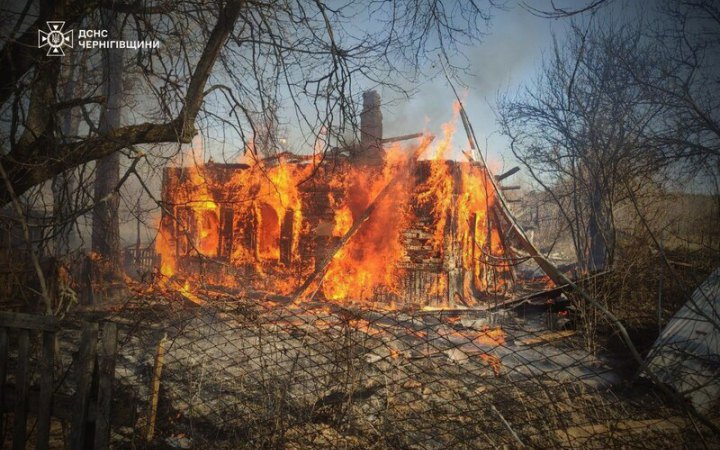 Росія атакувала дронами агропідприємства та житлові будинки на Чернігівщині