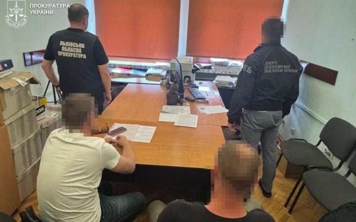 Львів’янин постане перед судом за незаконне перевезення техніки Apple на 35 млн гривень