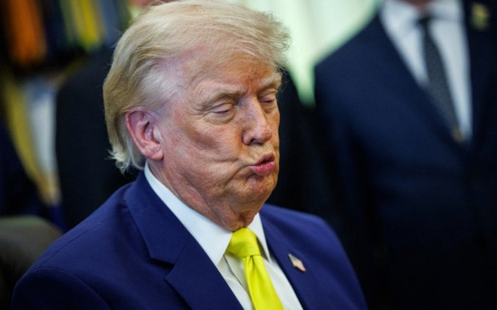Трамп знову стверджує, що після “чудової” розмови Путін хоче завершити війну