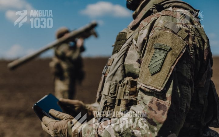 Вночі зафіксували влучання на 13 локаціях. У 9 місцях впали уламки