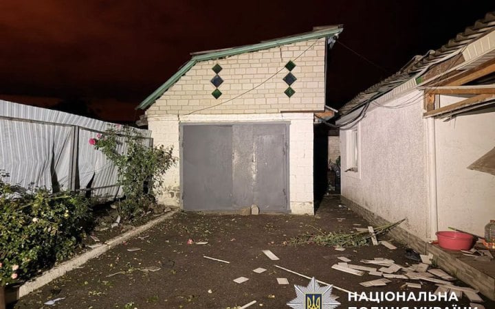 Окупанти атакували будинки і інфраструктуру в Київській області. Поранені 3 людей