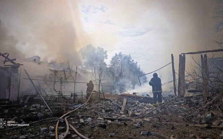 На Чернігівщині унаслідок ударів РФ постраждали 5 осіб, хлопчик у важкому стані