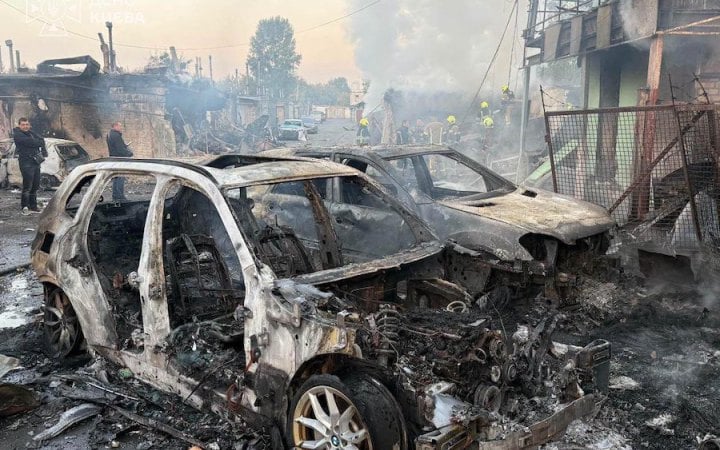 Двоє людей загинули в Києві внаслідок нічної атаки