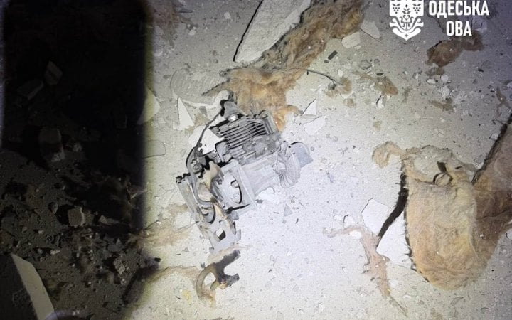 Внаслідок ударів в Одеській області пошкоджено багатоповерхівки, банк і підприємство