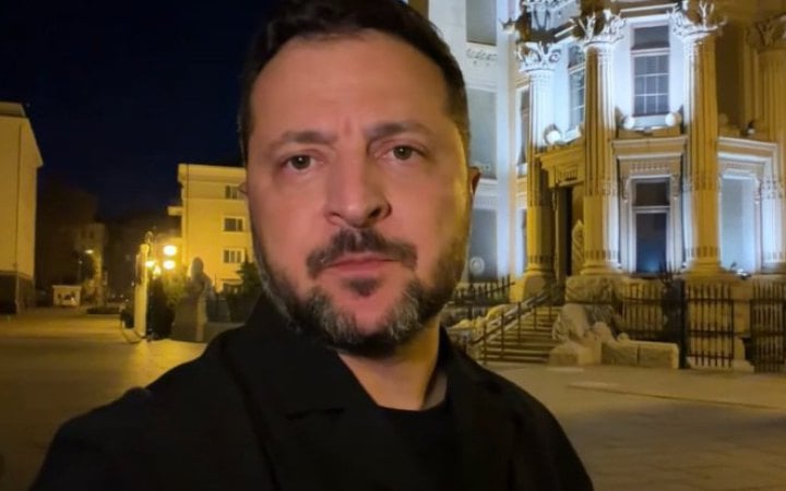 Зеленський подав до Ради законопроєкти про продовження воєнного стану і мобілізації